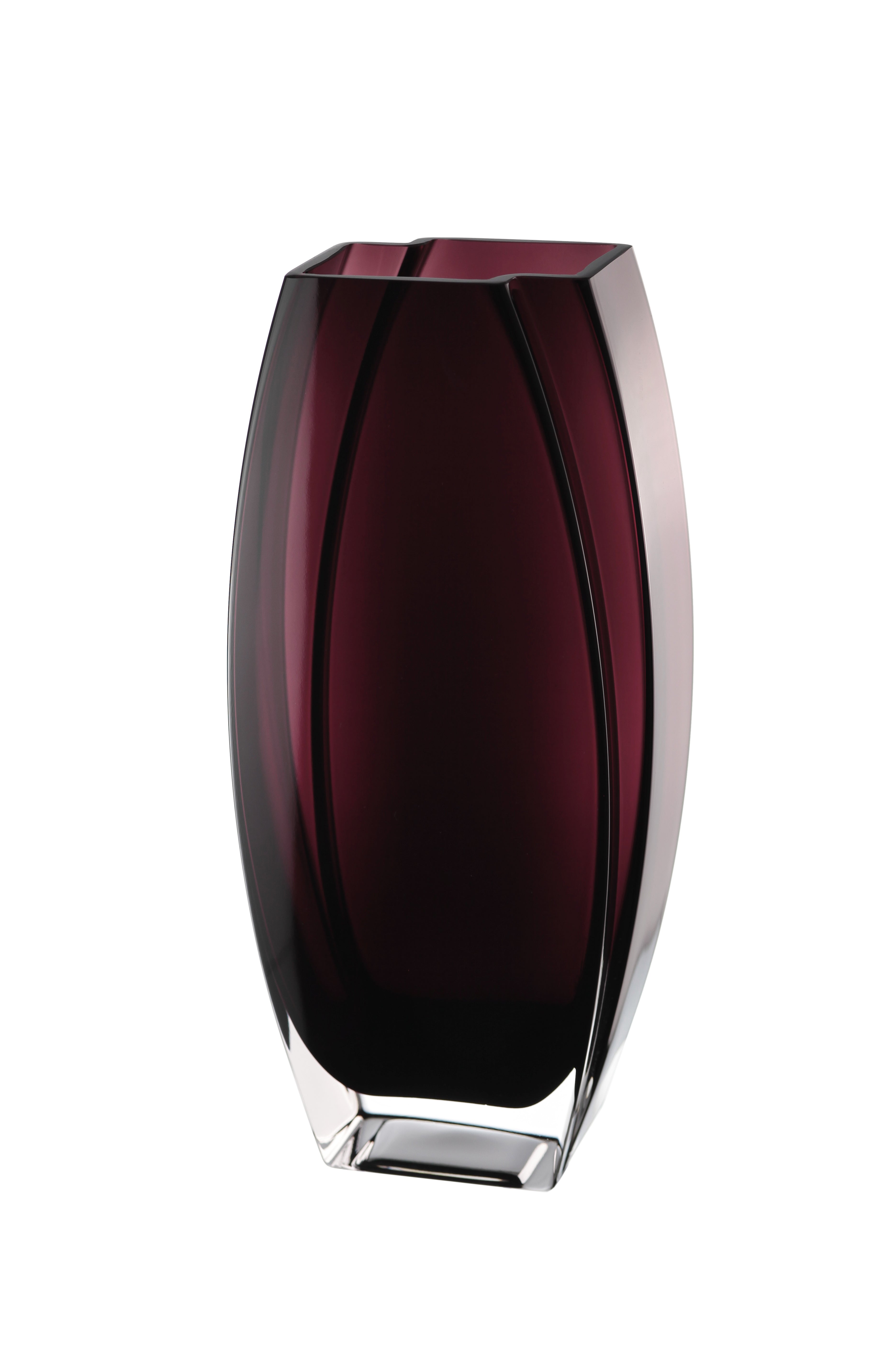 A210-12-AMTPrecisionVase12_HAmethyst04410_0320_DA-0001differentangle_c415c54d-f558-46cb-8f41-55c579cc837e